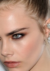 Сережки кафи (87 фото): як носити моделі на всі вухо із золота і срібла, як вони називаються і що це таке, види та відгуки