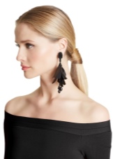 Сережки Oscar de la Renta (71 фото): моделі з бісеру та кришталю від модного будинку Оскар де ла Рента