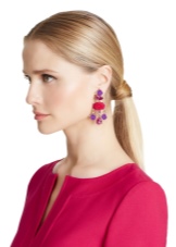 Сережки Oscar de la Renta (71 фото): моделі з бісеру та кришталю від модного будинку Оскар де ла Рента