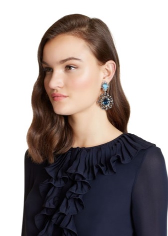 Сережки Oscar de la Renta (71 фото): моделі з бісеру та кришталю від модного будинку Оскар де ла Рента