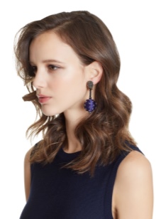 Сережки Oscar de la Renta (71 фото): моделі з бісеру та кришталю від модного будинку Оскар де ла Рента