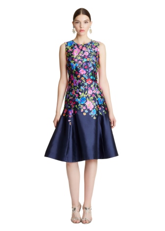 Сережки Oscar de la Renta (71 фото): моделі з бісеру та кришталю від модного будинку Оскар де ла Рента