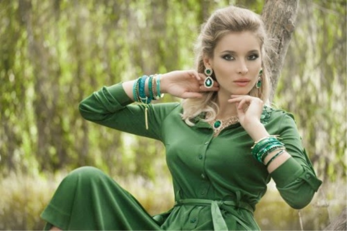 Сережки з агатом (59 фото): моделі з зеленим агатом в сріблі, золоті і срібні сережки з чорним агатом