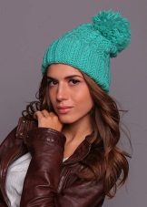 Шапка з відворотом (67 фото): модель зефирка, з англійської гумкою з двома вилогами, з великим широким коміром