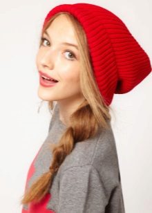 Шапка з відворотом (67 фото): модель зефирка, з англійської гумкою з двома вилогами, з великим широким коміром