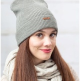 Шапка з відворотом (67 фото): модель зефирка, з англійської гумкою з двома вилогами, з великим широким коміром