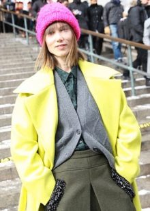 Шапка з візерунком золота коса (83 фото): з тінню, з градієнтом, з об’ємними косами