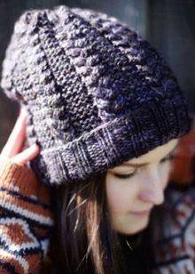 Шапка з візерунком золота коса (83 фото): з тінню, з градієнтом, з об’ємними косами