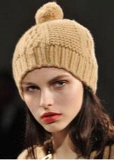 Шапка з візерунком золота коса (83 фото): з тінню, з градієнтом, з об’ємними косами