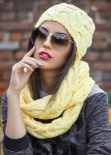 Шапка з візерунком золота коса (83 фото): з тінню, з градієнтом, з об’ємними косами