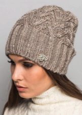 Шапка з візерунком золота коса (83 фото): з тінню, з градієнтом, з об’ємними косами