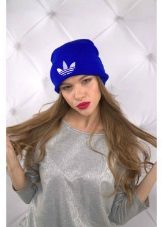 Шапки Адідас (89 фото): чоловічі, жіночі, дитячі зимові шапки Adidas, вушанки