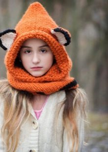 Шапки для дівчаток-підлітків 2020 (68 фото): модні зимові та осінні підліткові моделі хутряні, з помпоном і з вушками