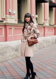Шарф Барбері (52 фото): оригінальні моделі від Burberry, в клітку, як їх зав’язати, як відрізнити від підробки кашеміровий шарф