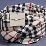 Шарф Барбері (52 фото): оригінальні моделі від Burberry, в клітку, як їх зав’язати, як відрізнити від підробки кашеміровий шарф