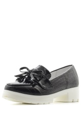 Шкільні туфлі (57 фото): красиві моделі в школу для дівчаток