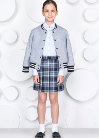 Шкільні туфлі (57 фото): красиві моделі в школу для дівчаток