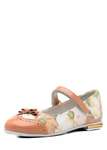 Шкільні туфлі (57 фото): красиві моделі в школу для дівчаток