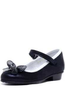 Шкільні туфлі (57 фото): красиві моделі в школу для дівчаток