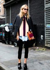 Шкіряні черевики (132 фото): жіночі моделі з натуральної шкіри, варіанти з захисним підноском, чорні шкіряні черевики