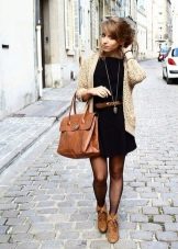 Шкіряні черевики (132 фото): жіночі моделі з натуральної шкіри, варіанти з захисним підноском, чорні шкіряні черевики