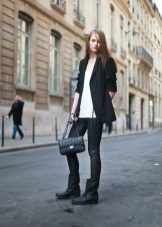 Шкіряні черевики (132 фото): жіночі моделі з натуральної шкіри, варіанти з захисним підноском, чорні шкіряні черевики