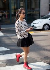 Шкіряні черевики (132 фото): жіночі моделі з натуральної шкіри, варіанти з захисним підноском, чорні шкіряні черевики