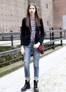 Шкіряні черевики (132 фото): жіночі моделі з натуральної шкіри, варіанти з захисним підноском, чорні шкіряні черевики