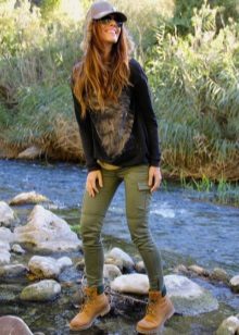 Шкіряні черевики (132 фото): жіночі моделі з натуральної шкіри, варіанти з захисним підноском, чорні шкіряні черевики