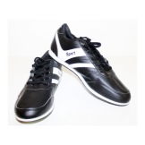 Шкіряні кросівки (69 фото): моделі з натуральної шкіри, як випрати і доглядати, кросівки великого розміру замшеві