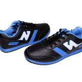 Шкіряні кросівки (69 фото): моделі з натуральної шкіри, як випрати і доглядати, кросівки великого розміру замшеві