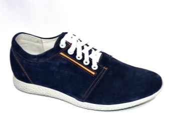 Шкіряні кросівки (69 фото): моделі з натуральної шкіри, як випрати і доглядати, кросівки великого розміру замшеві