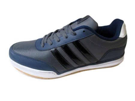 Шкіряні кросівки (69 фото): моделі з натуральної шкіри, як випрати і доглядати, кросівки великого розміру замшеві