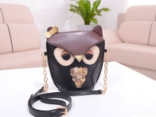 Шкіряні сумки ручної роботи (68 фото): вироби з натуральної шкіри, дизайнерські, авторські моделі