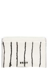 Шкіряні візитниці (61 фото): жіночі кишенькові моделі з логотипом з шкіри для пластикових і дисконтних карт