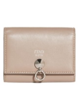 Шкіряні візитниці (61 фото): жіночі кишенькові моделі з логотипом з шкіри для пластикових і дисконтних карт