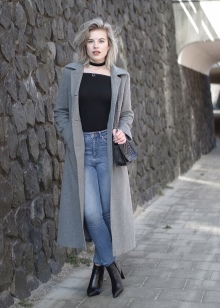 Шкіряний чокер (67 фото): модна прикраса з шкіри на шию, моделі з серцем і з шипами, з металевим декором