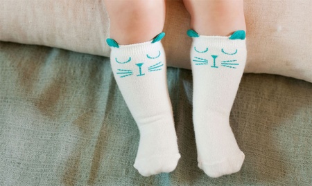 Шкарпетки для новонароджених (59 фото): в’язані моделі для дівчаток, визначаємося з розмірами