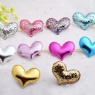 Шпильки для дівчаток (54 фото): дитячі моделі для волосся в стилі канзаші і у вигляді корони для маленьких дівчаток і підлітків