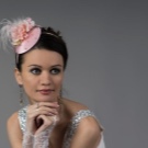 Шпильки для дівчаток (54 фото): дитячі моделі для волосся в стилі канзаші і у вигляді корони для маленьких дівчаток і підлітків