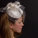 Шпильки для дівчаток (54 фото): дитячі моделі для волосся в стилі канзаші і у вигляді корони для маленьких дівчаток і підлітків