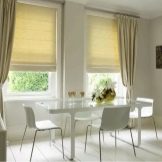 Штори на кухню-вітальню (49 фото): дизайн штор для кухні, суміщеної з вітальнею, з двома вікнами, варіанти фіранок для класичних і сучасних кухонь
