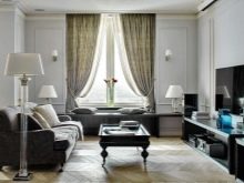 Штори у вітальню в стилі класика (52 фото): як підібрати класичні штори для інтер’єру залу? Гарні приклади дизайну