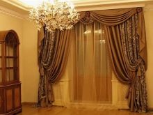 Штори у вітальню в стилі класика (52 фото): як підібрати класичні штори для інтер’єру залу? Гарні приклади дизайну