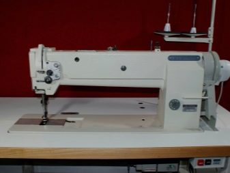 Швейні машини і оверлоки Typical: моделі машинок зі столом, DN 794 та інші. Лапки для машинки, інструкція