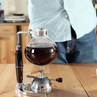 Сифон для чаю: особливості чайного і кавового габета з газовим пальником. Як користуватися вакуумним сифоном для приготування кави?