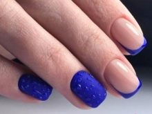 Синій френч на нігтях (51 фото): французький манікюр з малюнком і візерунком, дизайн у біло-синій гамі гель-лаком, ідеї та їх втілення