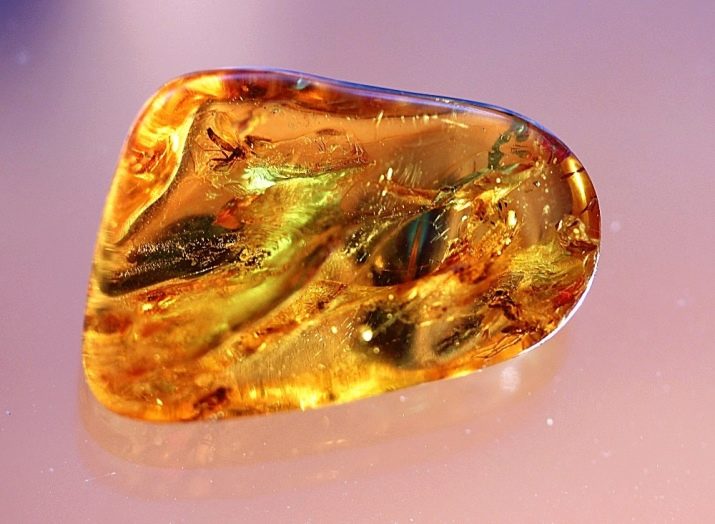 Сонячний камінь (27 фото): що це таке? Магічні і лікувальні властивості орегонського мінералу, гелиолит з Індії