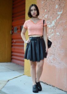 Спідниця сонце для дівчинки: як зшити, на гумці, викрійки, з чим носити