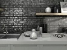 Іспанська плитка на фартух для кухні (29 фото): плюси і мінуси плитки з Іспанії, огляд виробників і правила вибору